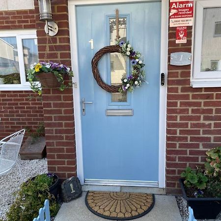 Tisi Choice Bed & Breakfast Northfleet Exterior photo